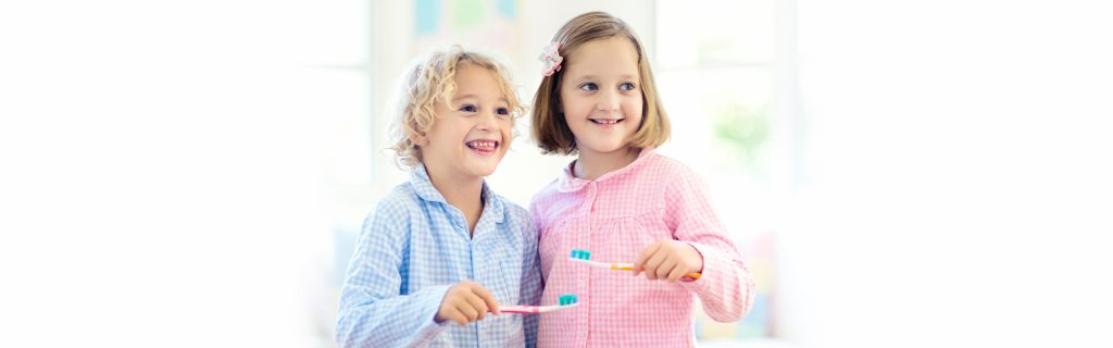 Our-Pediatric-Dentistry-Office-Helps-Kids-to-Brush-Correctly