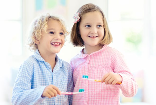 Our-Pediatric-Dentistry-Office-Helps-Kids-to-Brush-Correctly